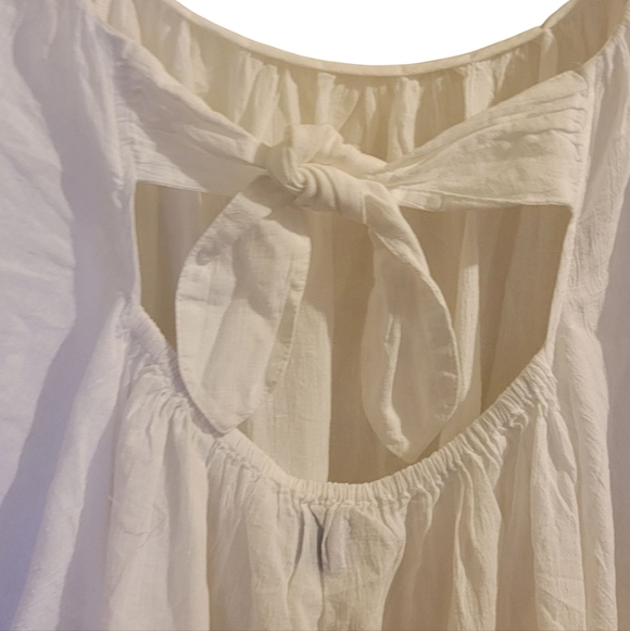 Old Navy White Puff Sleeve Blouse Size 4X NWOT - Picture 3 of 4